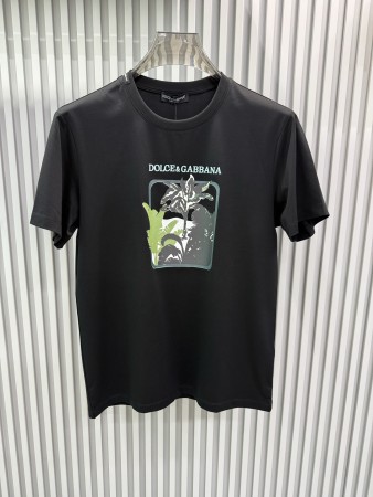 最安値挑戦 2026 ドルチェ&ガッバーナ 新作 半袖Tシャツ 偽物