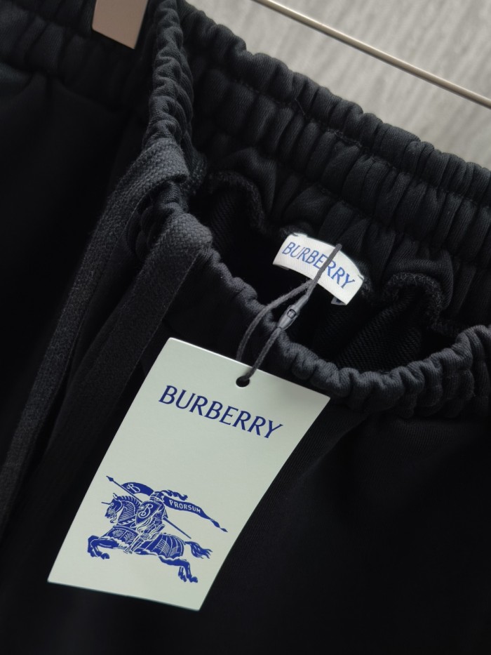 完売必至 2026 バーバリー 新作 ショートパンツ コピー