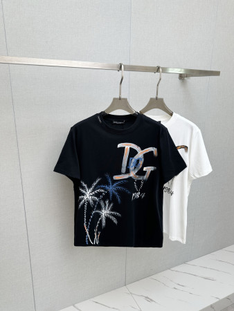 一目惚れ♪ 2026 ドルチェ&ガッバーナ 新作 半袖Tシャツ スーパーコピー