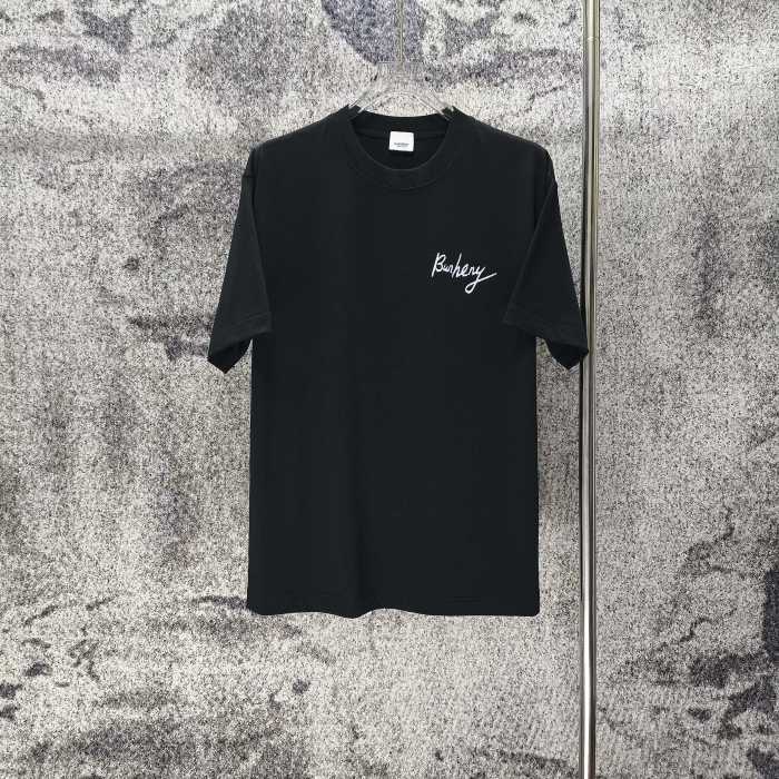 お洒落 2026 バーバリー 新作 半袖Tシャツ コピー