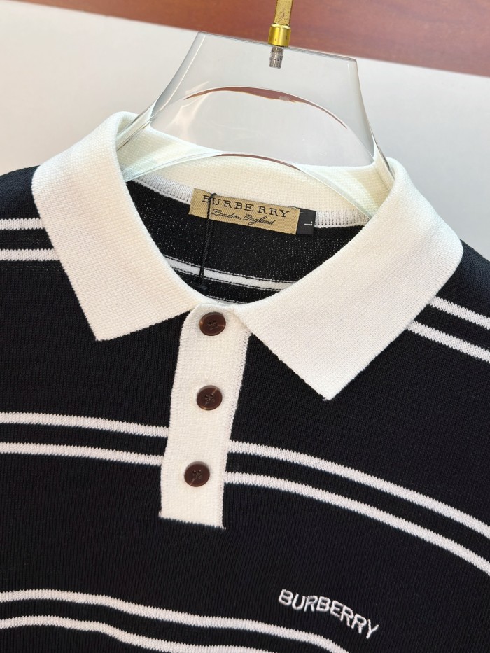 即発送！2026 バーバリー 新作 半袖Tシャツ 偽物