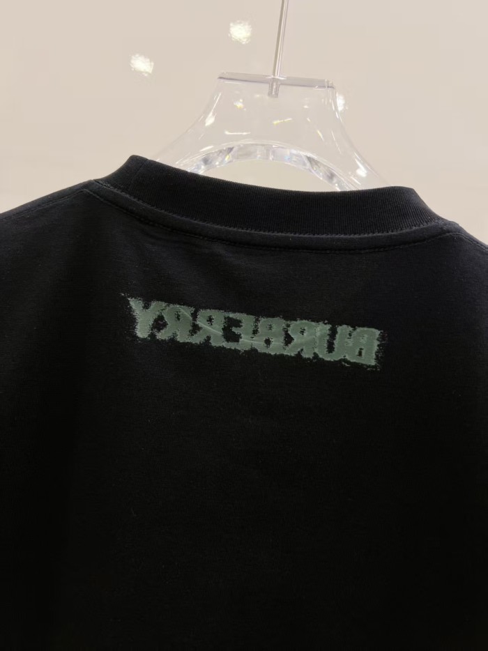 完売前に！2026 バーバリー 新作 半袖Tシャツ スーパーコピー