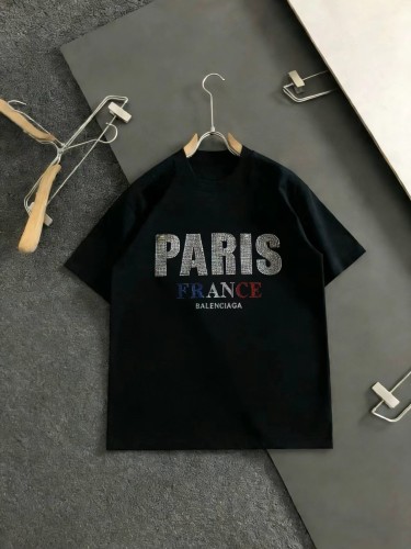 送料込 2026 バレンシアガ 新作 半袖Tシャツ コピー