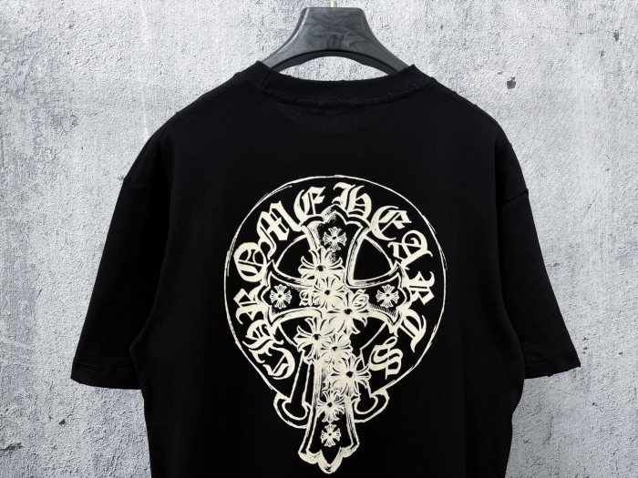 累積売上総額第１位！2026 クロムハーツ 新作 半袖Tシャツ スーパーコピー