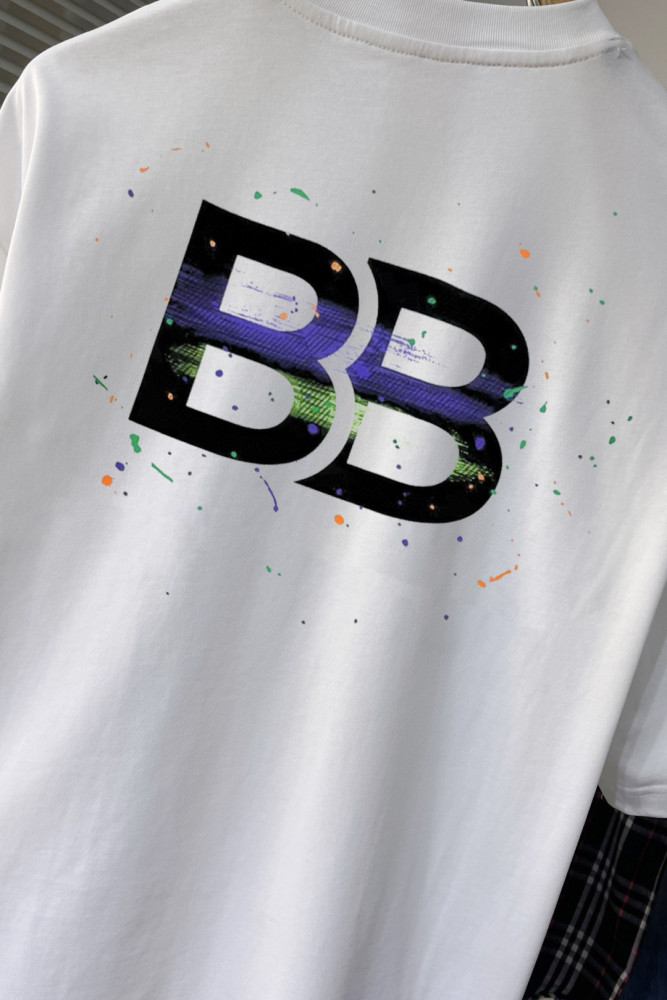 日本未入荷  2026 バレンシアガ 新作 半袖Tシャツ コピー