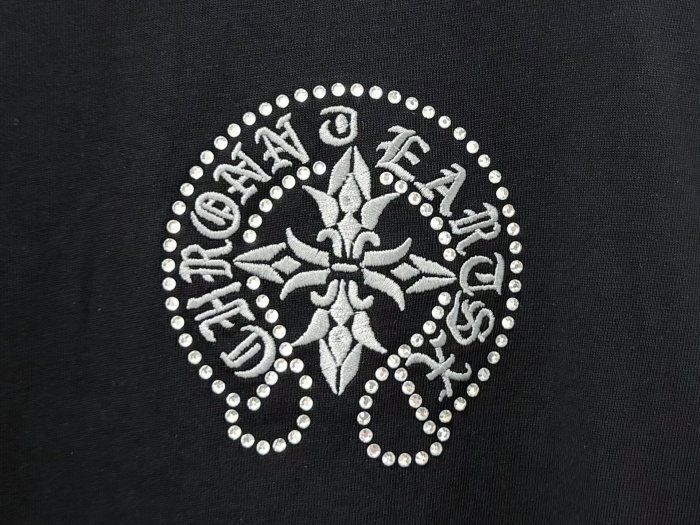 激安価格！2026 クロムハーツ 新作 半袖Tシャツ 偽物
