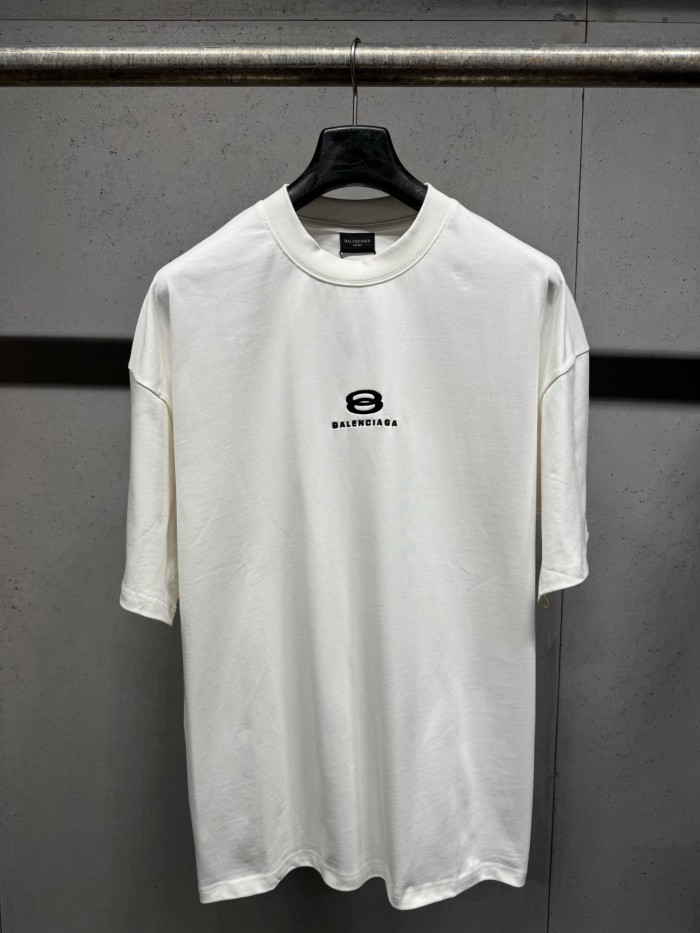 高品質♪♪♪ 2026 バレンシアガ 新作 半袖Tシャツ コピー