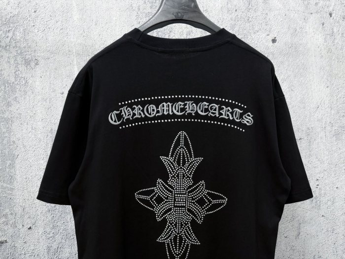 激安価格！2026 クロムハーツ 新作 半袖Tシャツ 偽物