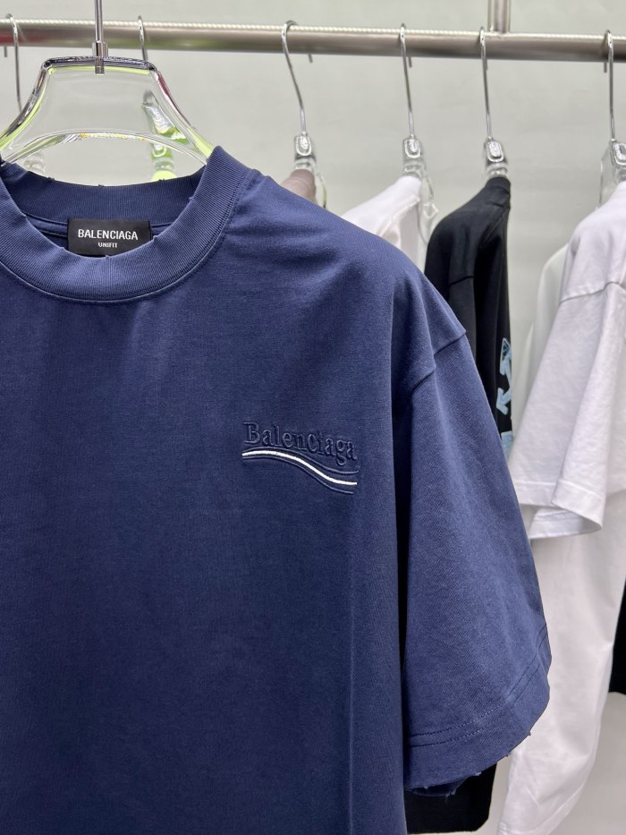 【即発】★ 2026 バレンシアガ 新作 半袖Tシャツ 偽物