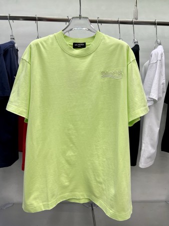 争奪戦 2026 バレンシアガ 新作 半袖Tシャツ 偽物