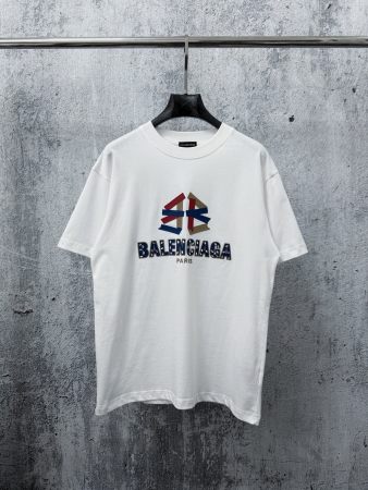 希少♪限定  2026 バレンシアガ 新作 半袖Tシャツ スーパーコピー