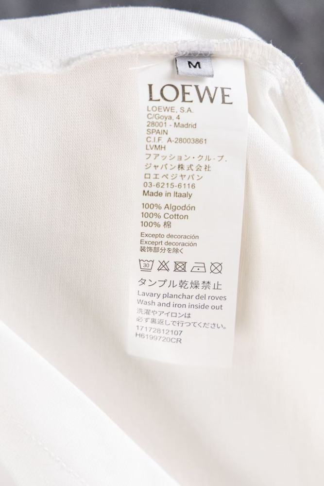 注目度抜群！2026 ロエベ 新作 半袖Tシャツ スーパーコピー