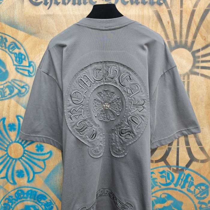 定番人気！2026 クロムハーツ 新作 半袖Tシャツ コピー