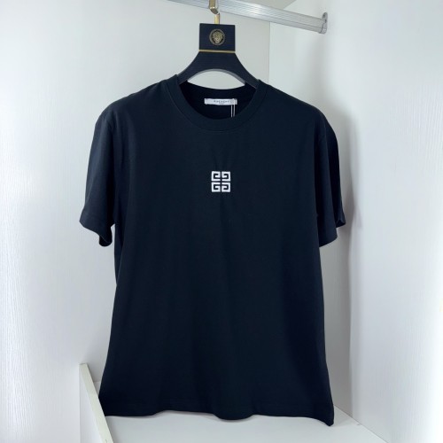 【大特価】 2026 ジバンシー 新作 半袖Tシャツ スーパーコピー