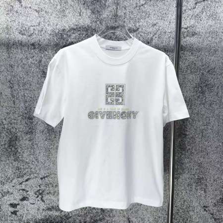 定番人気！ 2026 ジバンシー 新作 半袖Tシャツ スーパーコピー