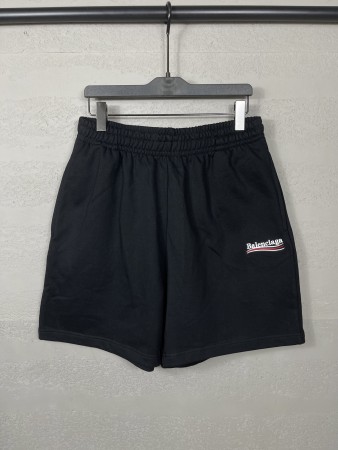 使い勝手良し 2026 バレンシアガ 新作 ショートパンツ 偽物