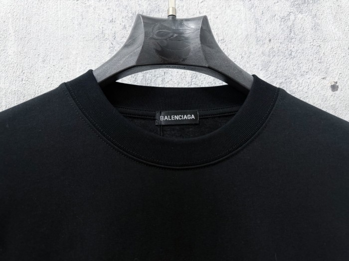 使い勝手良 2026 バレンシアガ 新作 半袖Tシャツ 偽物