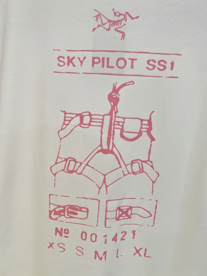 累積売上総額第１位！2026 アークテリクス 新作 半袖Tシャツ 偽物