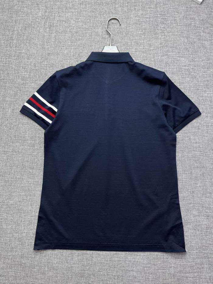 【大特価】 2026 トム·ブラウン 新作 半袖Tシャツ 偽物