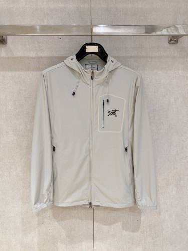 完売前に！2026 アークテリクス 新作 日焼け止め服 コピー