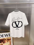 お洒落 2026 ヴァレンティノ 新作 半袖Tシャツ 偽物