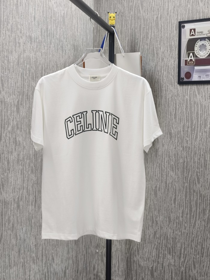 注目度抜群！2026 セリーヌ 新作 半袖Tシャツ コピー