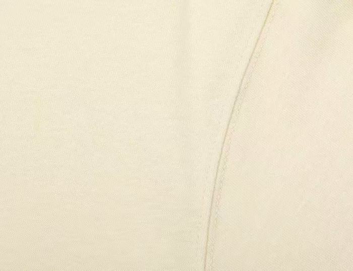 日本未入荷 2026 セリーヌ 新作 半袖Tシャツ 偽物