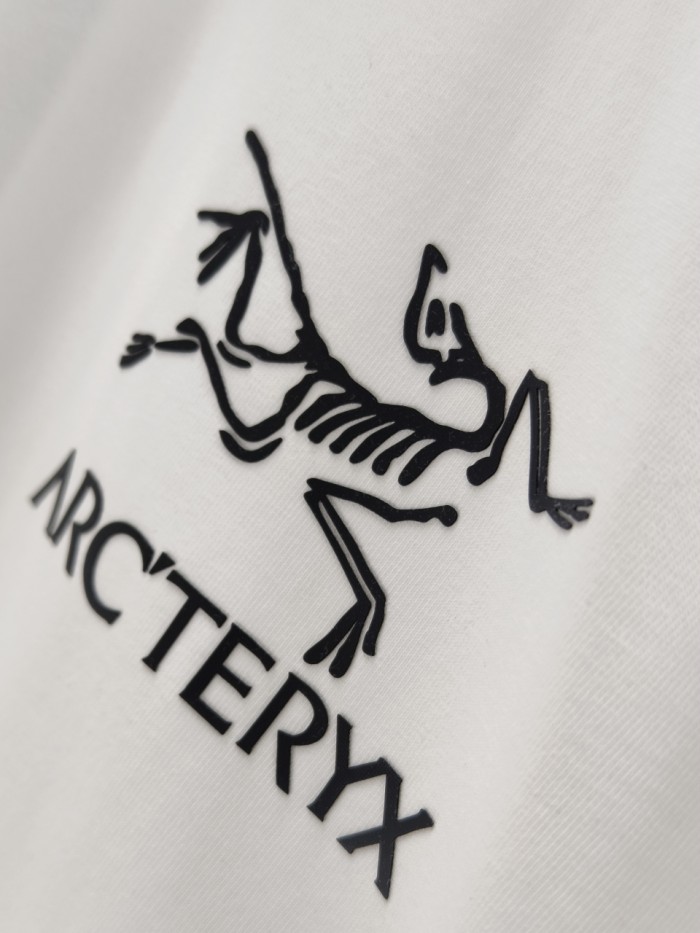 世界中で大人気♪ 2026 アークテリクス 新作 半袖Tシャツ コピー