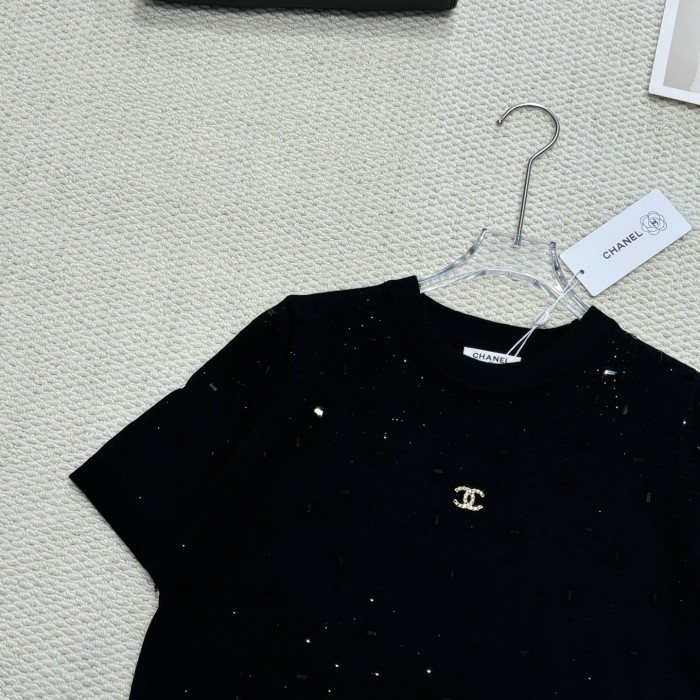 世界中で大人気♪ 2026 シャネル 新作 半袖Tシャツ 偽物