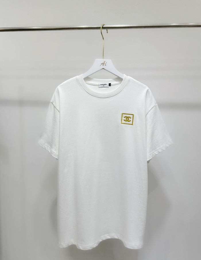 激安価格！2026 シャネル 新作 半袖Tシャツ 偽物