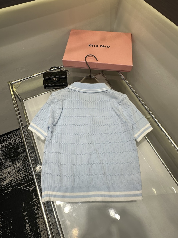 【即発】★ 2026 ミュウミュウ 新作 半袖Tシャツ 偽物