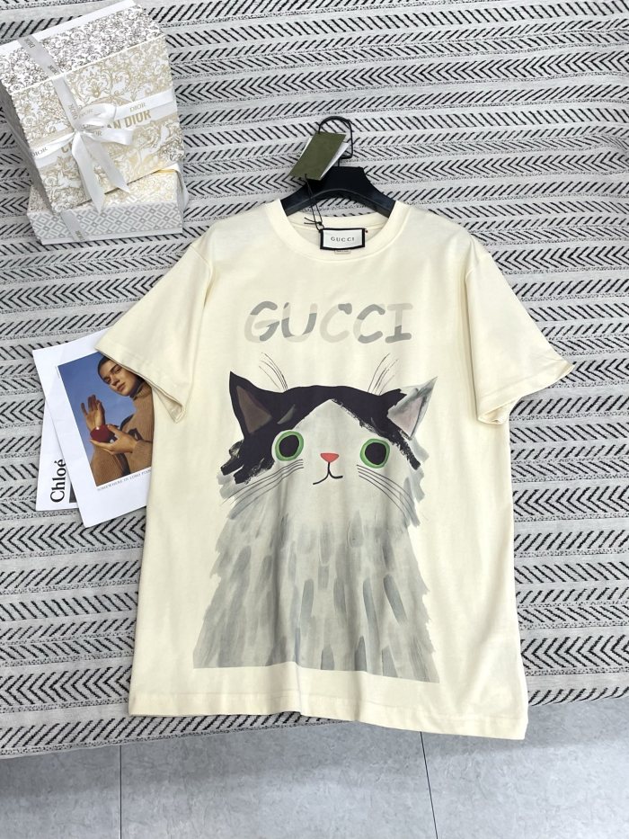 お洒落 2026 グッチ 新作 半袖Tシャツ 偽物