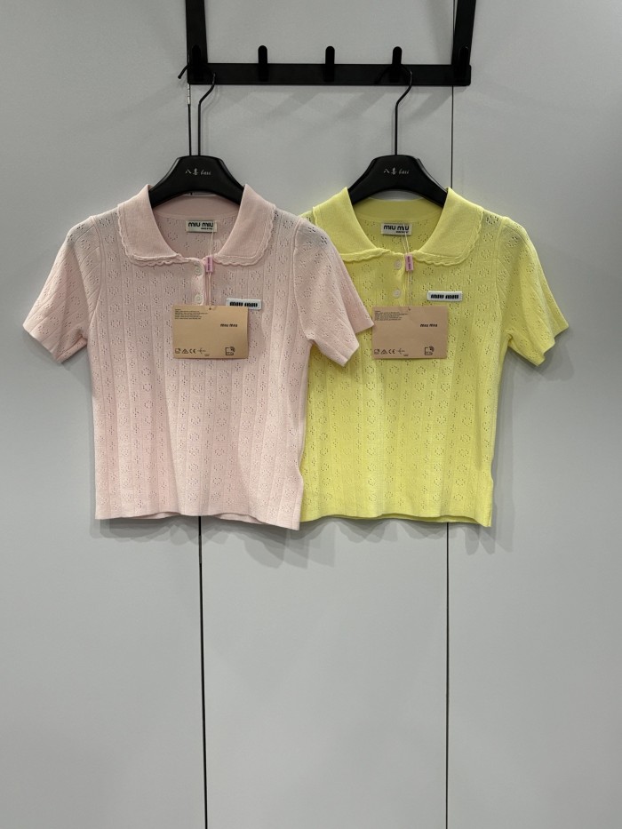 注目度抜群！ 2026 ミュウミュウ 新作 半袖Tシャツ スーパーコピー