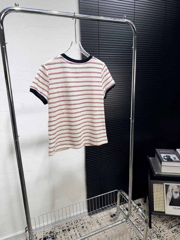売上総額１位！ 2026 セリーヌ 新作 半袖Tシャツ 偽物