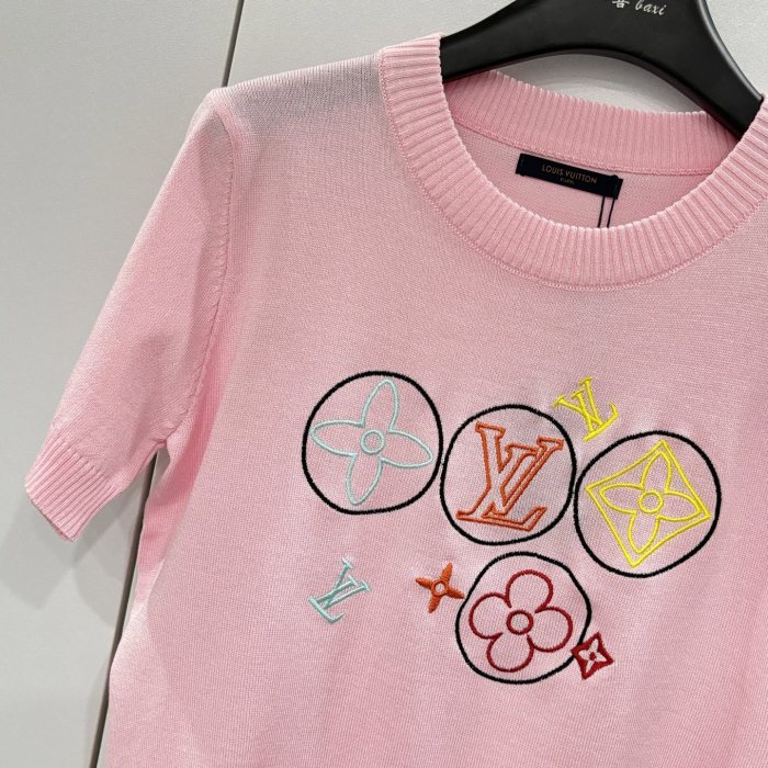 累積売上総額第１位！2026 ルイヴィトン 新作 半袖Tシャツ 偽物