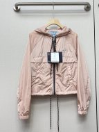 すぐ届く 2026 プラダ 新作 日焼け止め服 偽物
