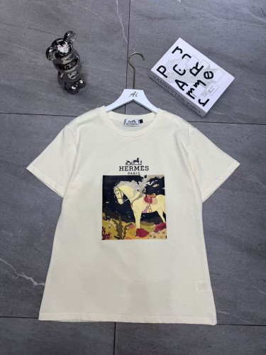 超希少！2026 エルメス 新作 半袖Tシャツ スーパーコピー