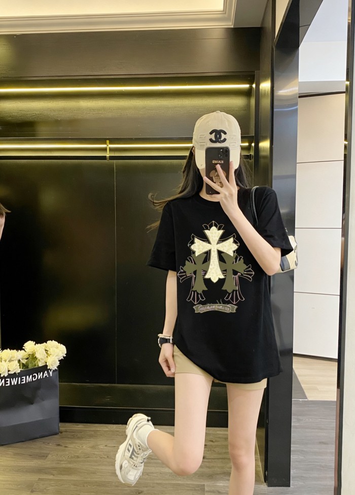 絶対欲しい！ 2026 クロムハーツ 新作 半袖Tシャツ スーパーコピー