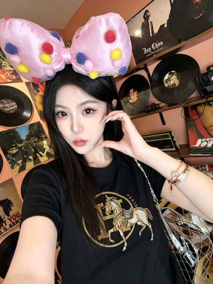 世界中で大人気♪ 2026 エルメス 新作 半袖Tシャツ コピー