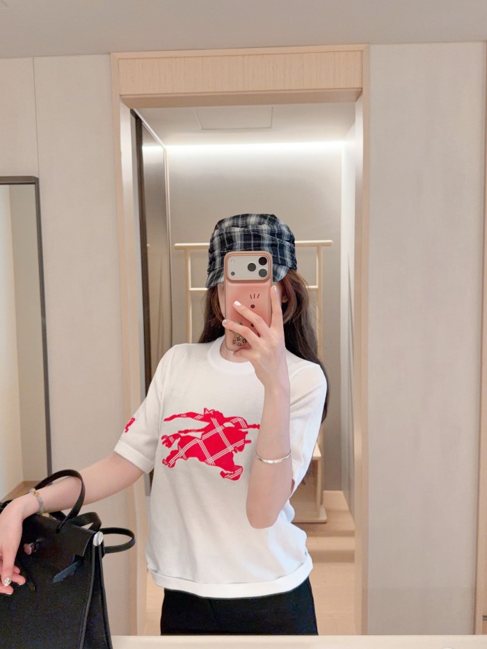 最安値挑戦 2026 バーバリー 新作 半袖Tシャツ コピー