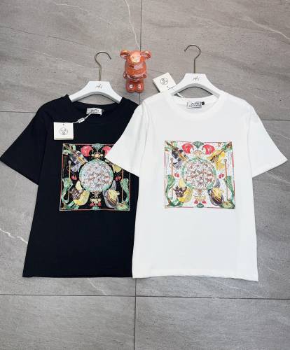 注目アイテム♡ 2026 エルメス 新作 半袖Tシャツ スーパーコピー 2色
