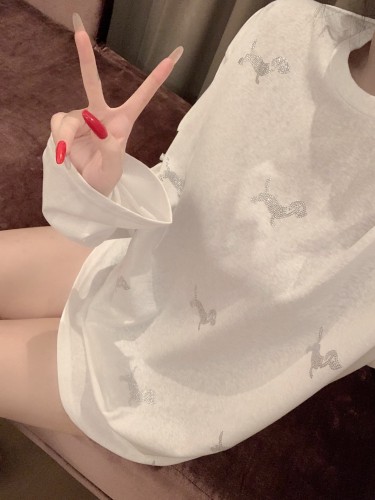 【即発】★ 2026 トム·ブラウン 新作 長袖Tシャツ コピー