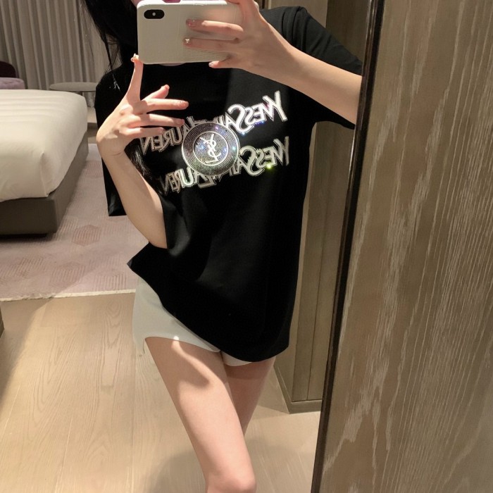 注目度抜群！2026 サンローラン 新作 半袖Tシャツ コピー