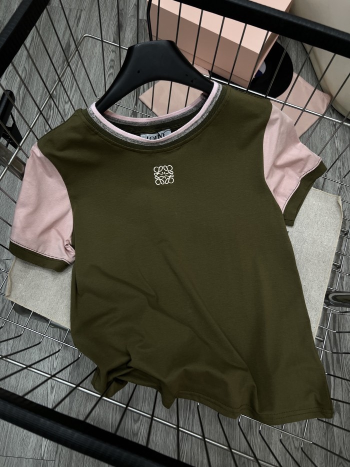 注目アイテム☆ 2026 ロエベ 新作 半袖Tシャツ コピー