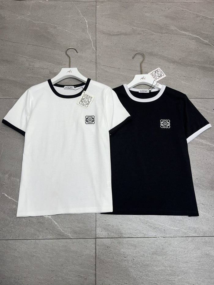 入手困難品！2026 ロエベ 新作 半袖Tシャツ スーパーコピー 2色