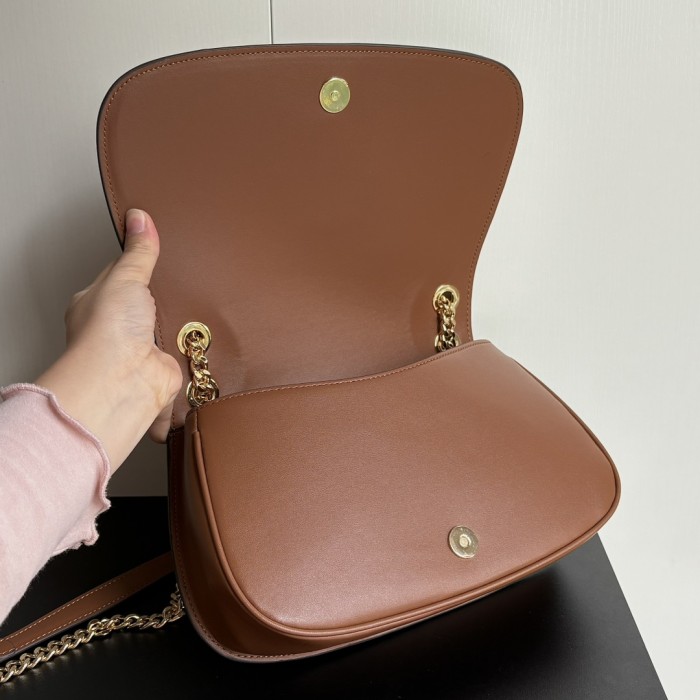☆超人気☆ グッチ レディース ショルダーバッグ スーパーコピー 815711