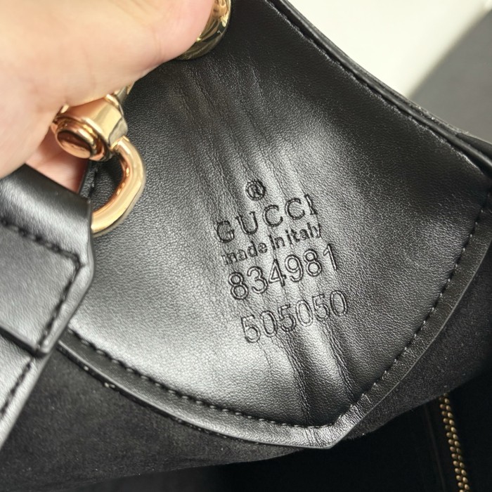 ☆超人気☆ グッチ レディース ハンドバック 偽物 834981