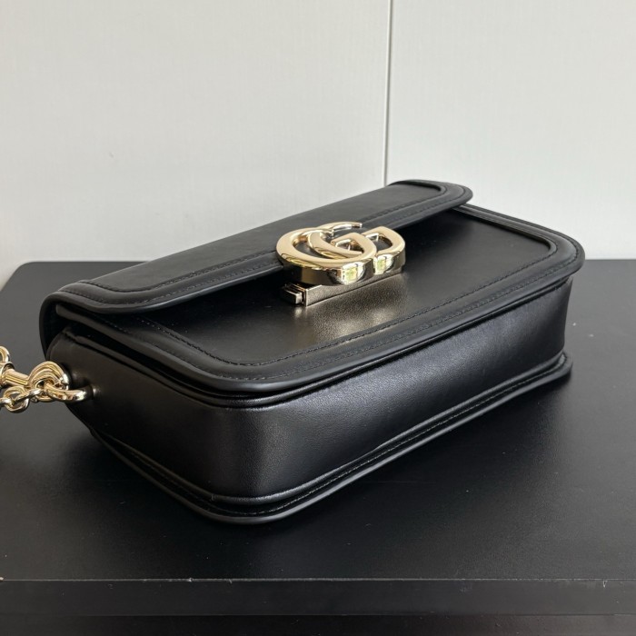 送料込 グッチ レディース ショルダーバッグ スーパーコピー 826761
