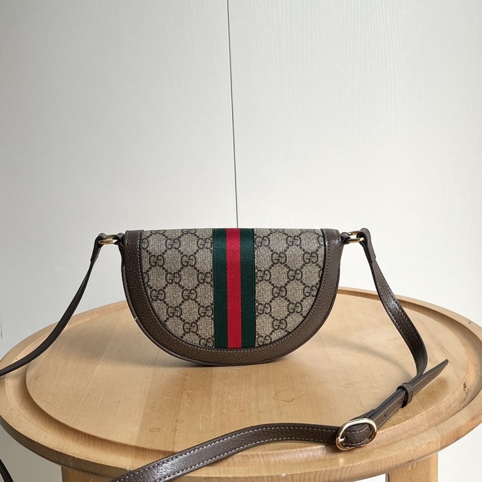 ★日本!!人気！グッチ レディース ショルダーバッグ スーパーコピー 757309