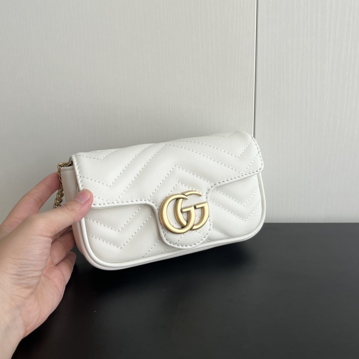 【限定カラー】グッチ レディース ショルダーバッグ コピー 476433